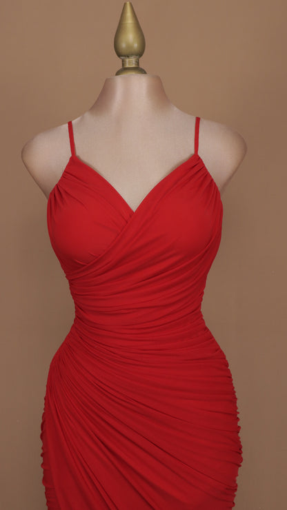 Vestido midi ajustado de tirante y escote en V