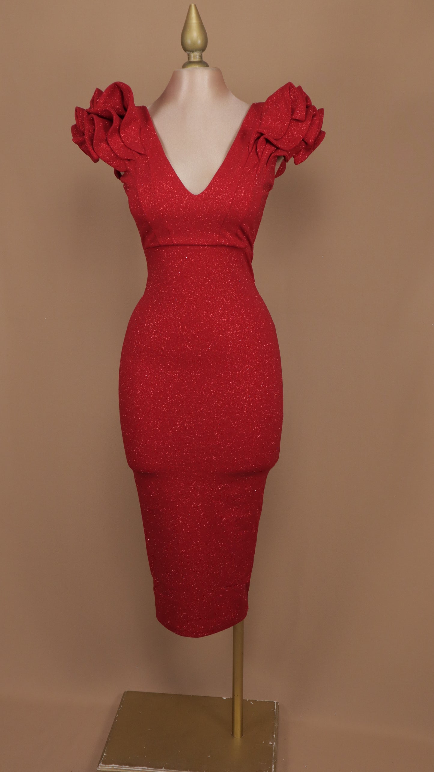 Vestido midi con escarolas y destellos