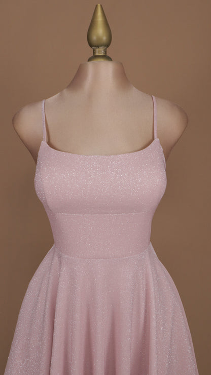 Vestido corto con falda circular