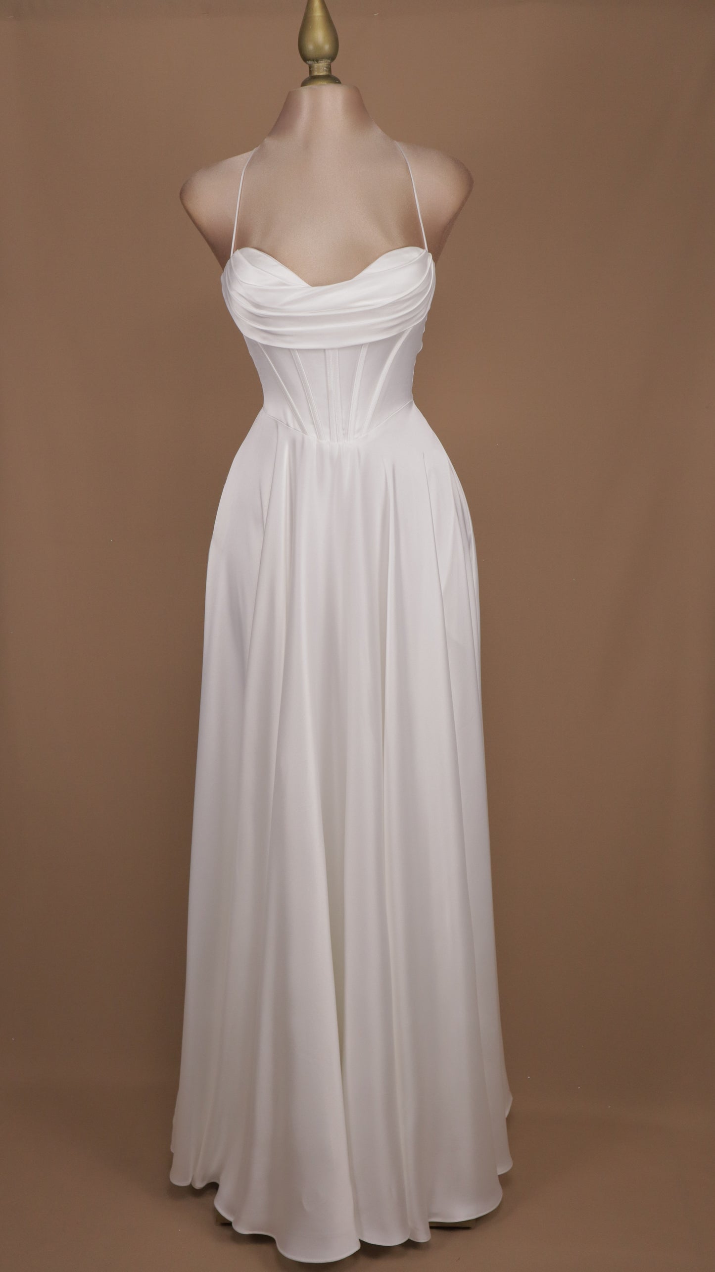 Vestido largo de novia linea a con corset