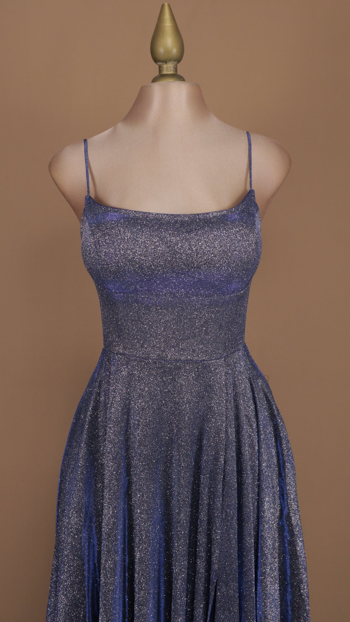Vestido largo con destellos elegante