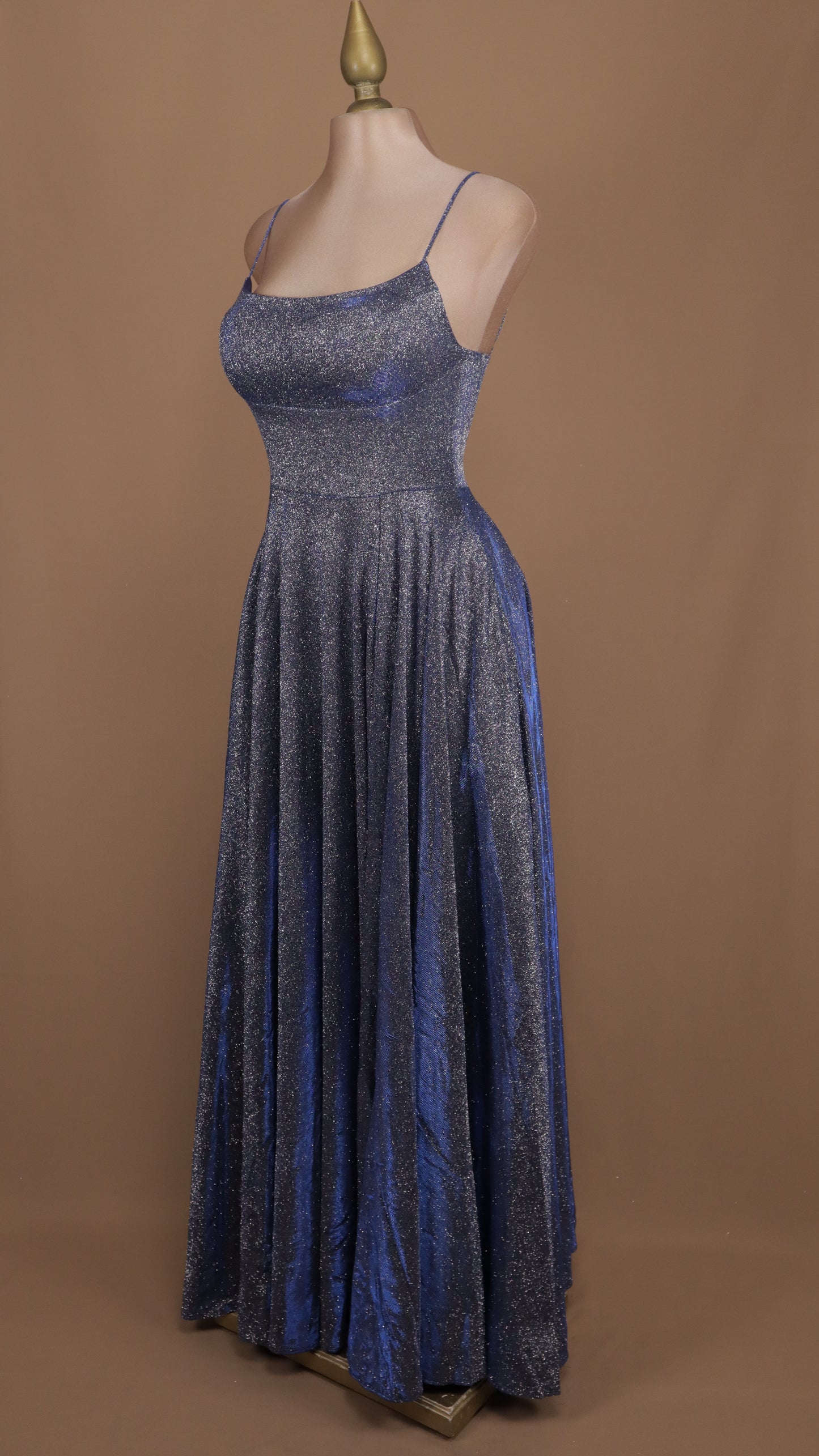 Vestido largo con destellos elegante