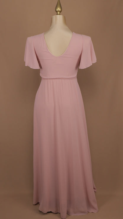 Vestido largo plus size con pedrería en busto