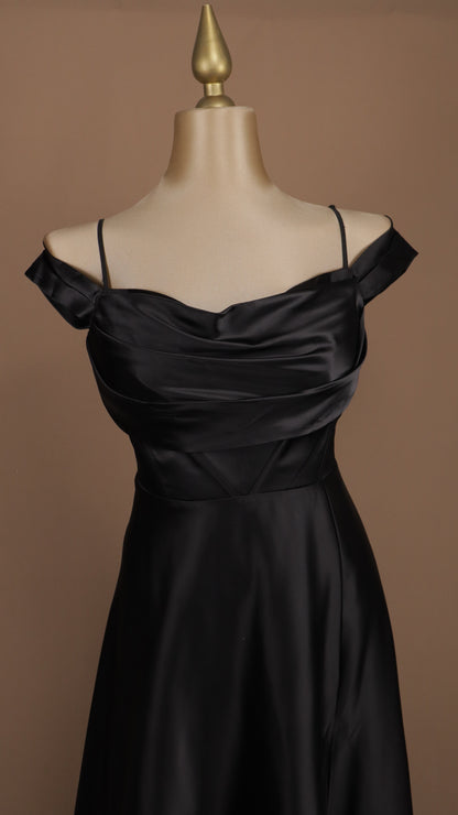 Vestido largo talla extra al hombro con abertura en pierna