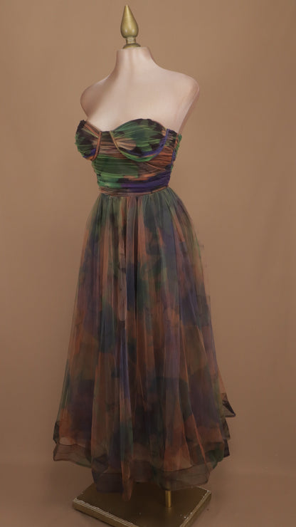Vestido maxi estraple con estampado