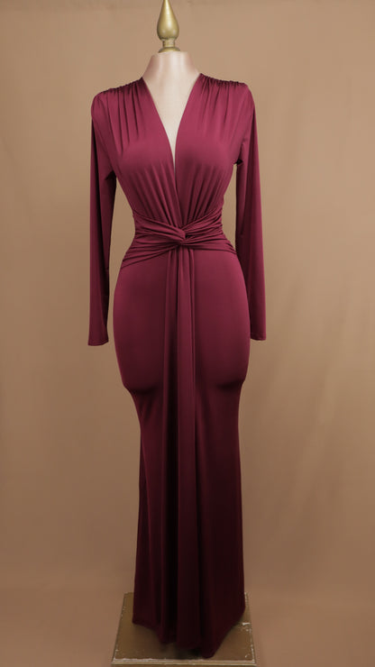 Vestido largo manga larga de licra con escote en V