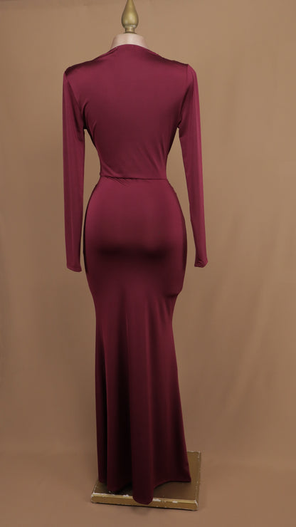 Vestido largo manga larga de licra con escote en V
