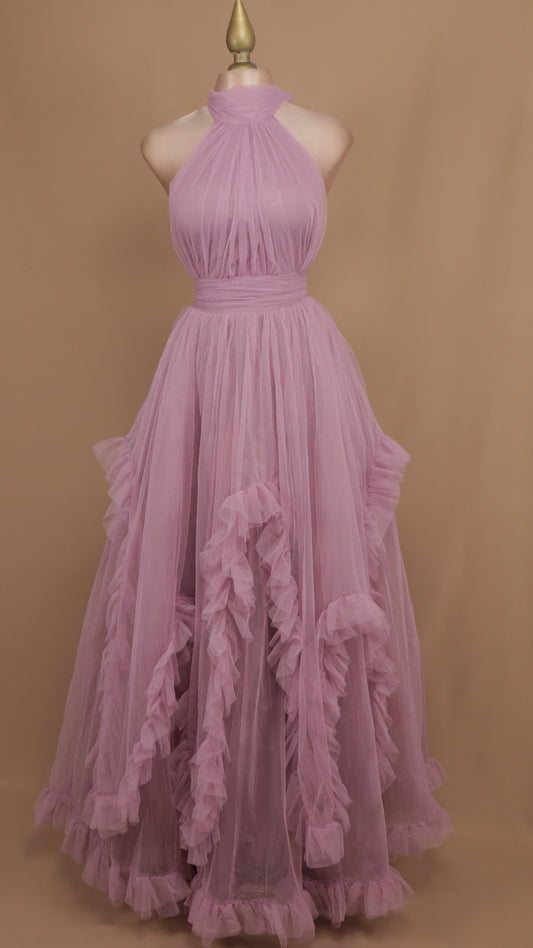 Vestido largo de tul con cuello halter