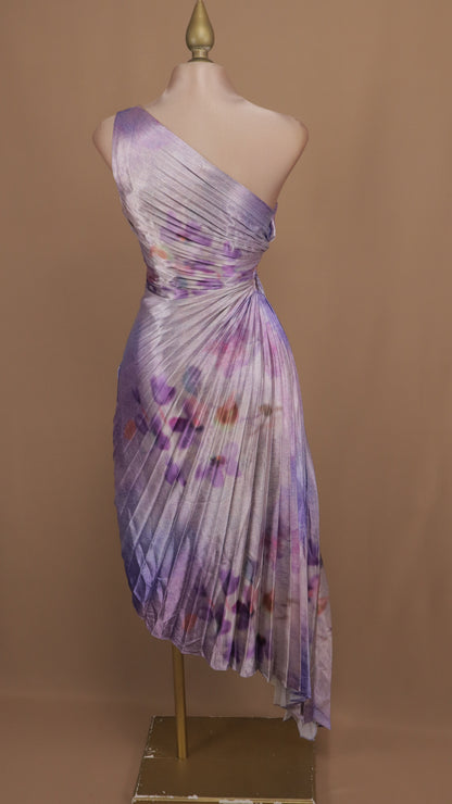 Vestido maxi estampado asimétrico plisado