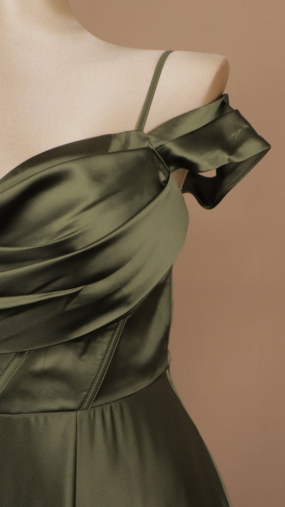 Vestido largo talla extra al hombro con abertura en pierna