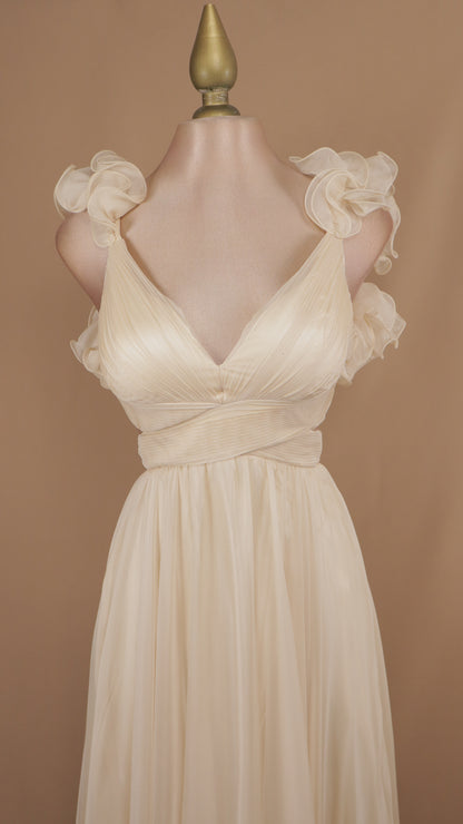 Vestido largo escarola con escote