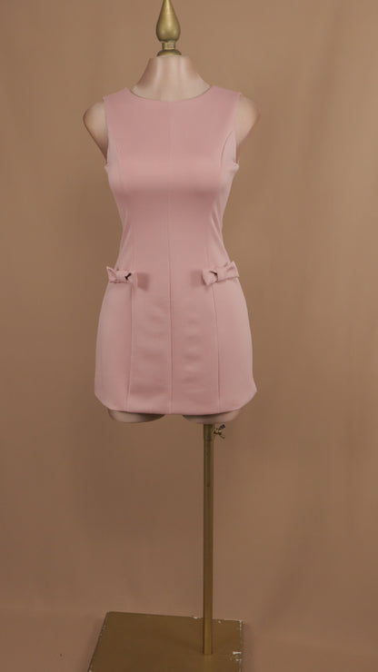 Vestido corto con moños en cintura