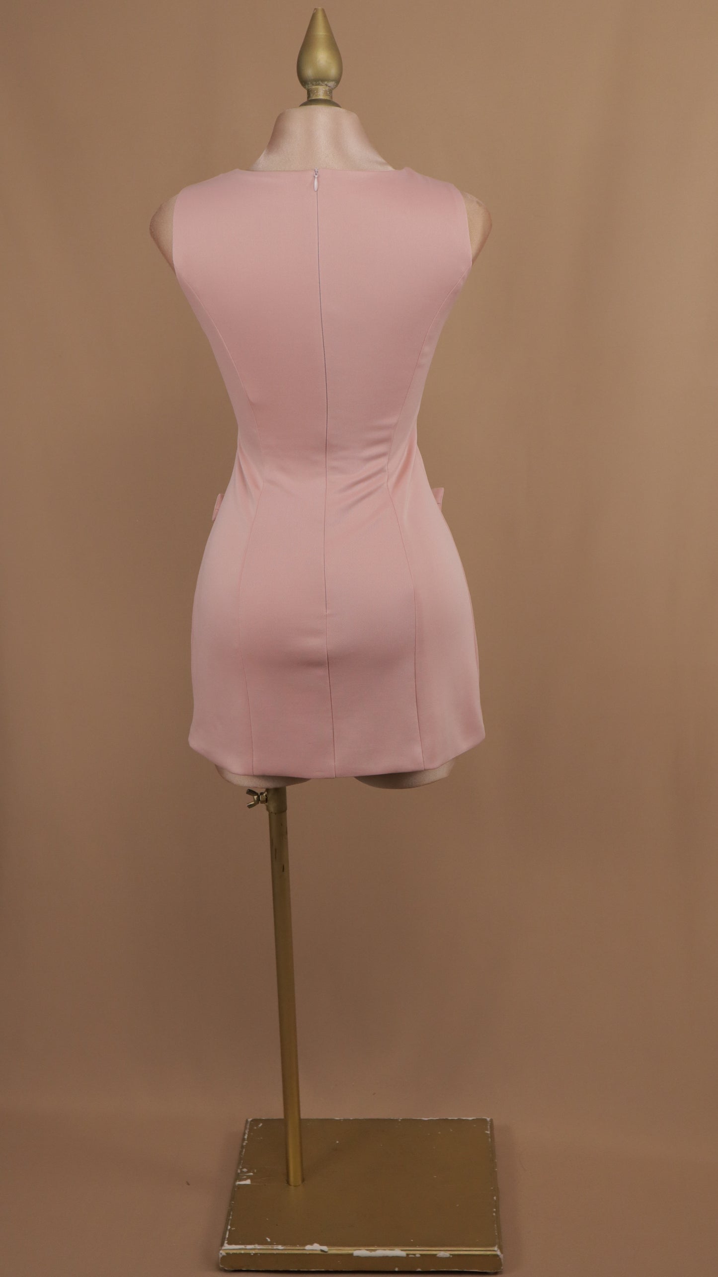 Vestido corto con moños en cintura