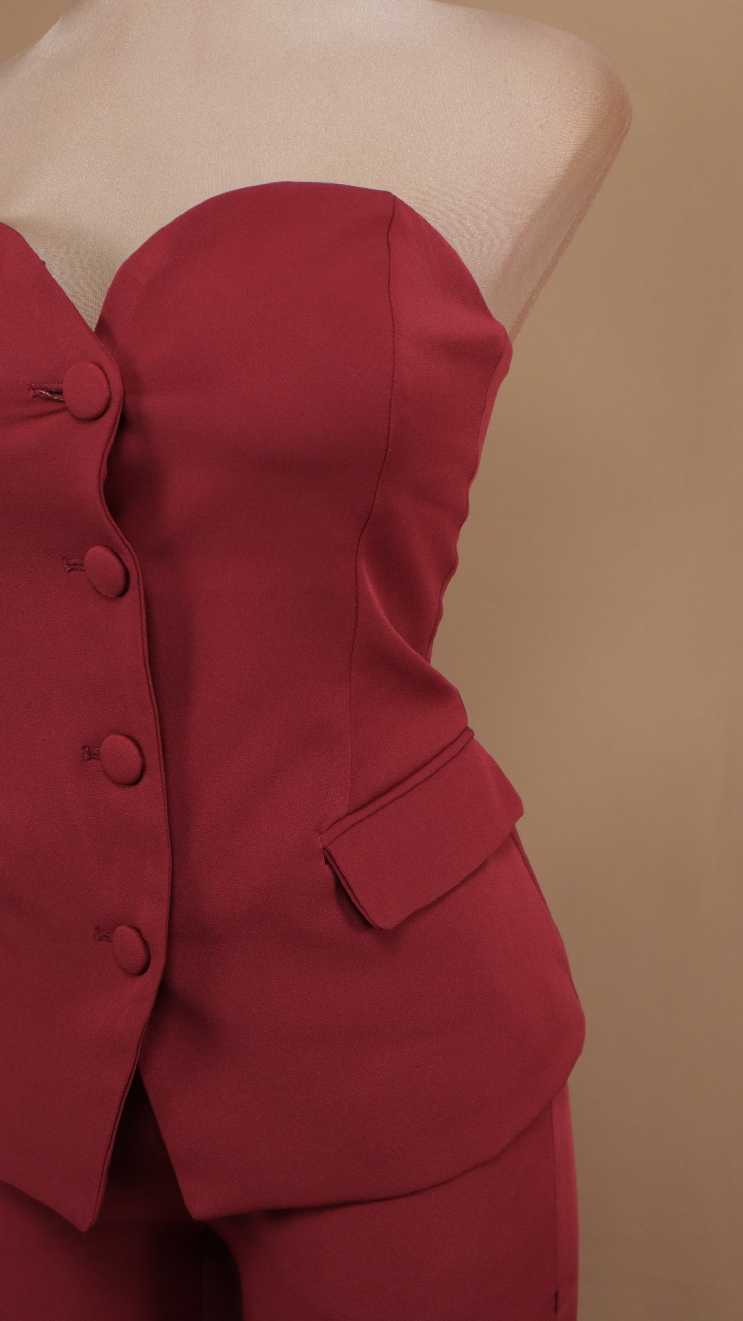 Conjunto de pantalón y saco estraple