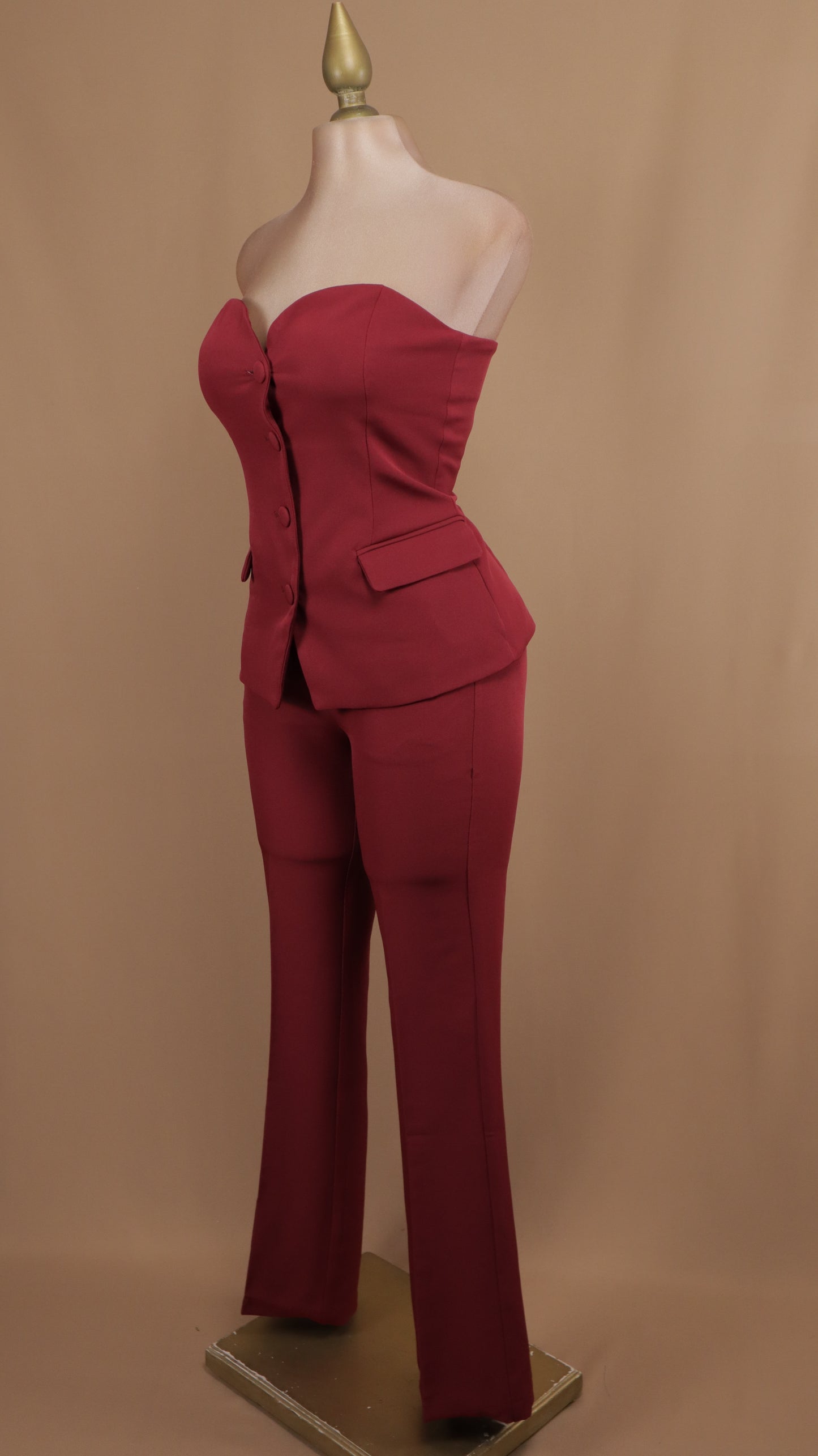 Conjunto de pantalón y saco estraple