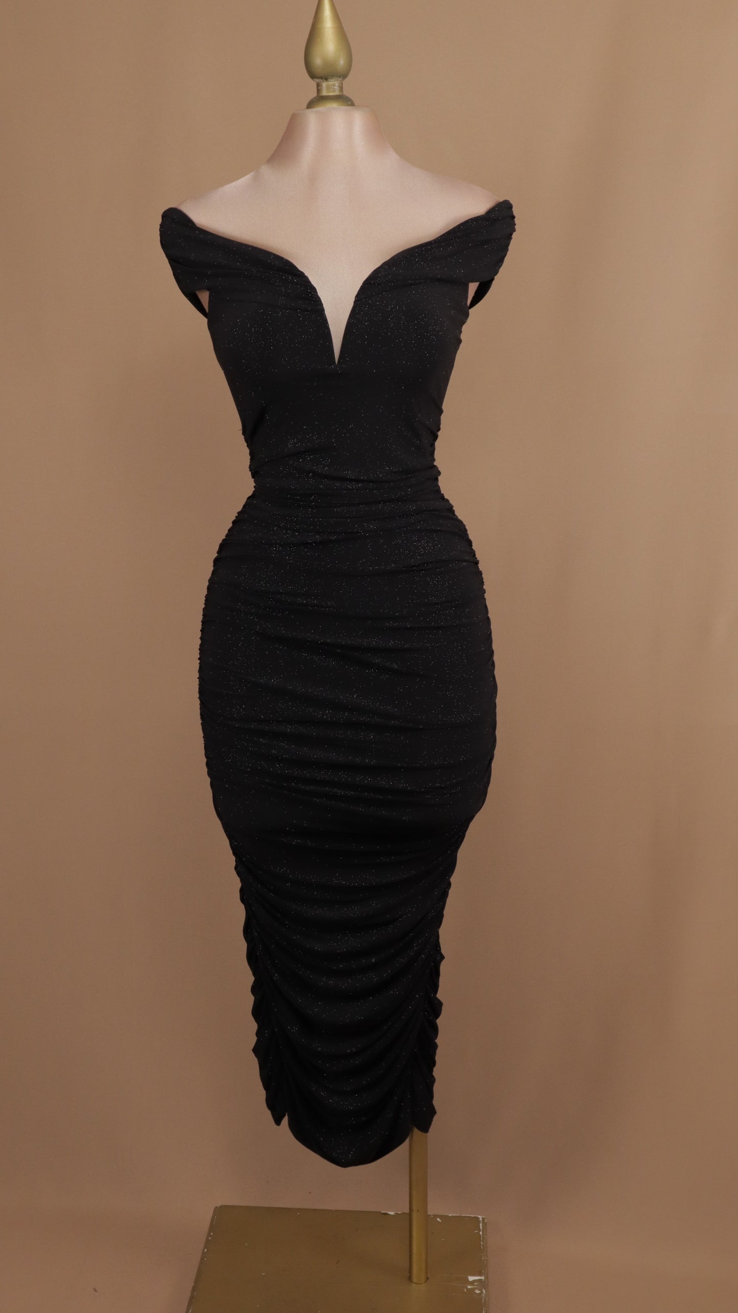 Vestido midi con destellos