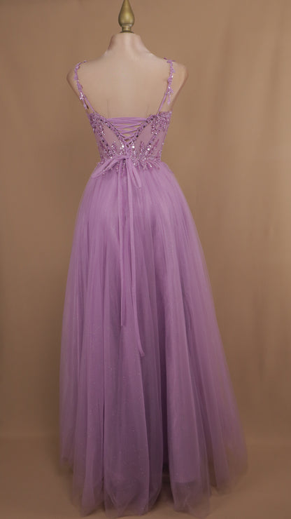 Vestido largo corte princesa con aplicación y corset