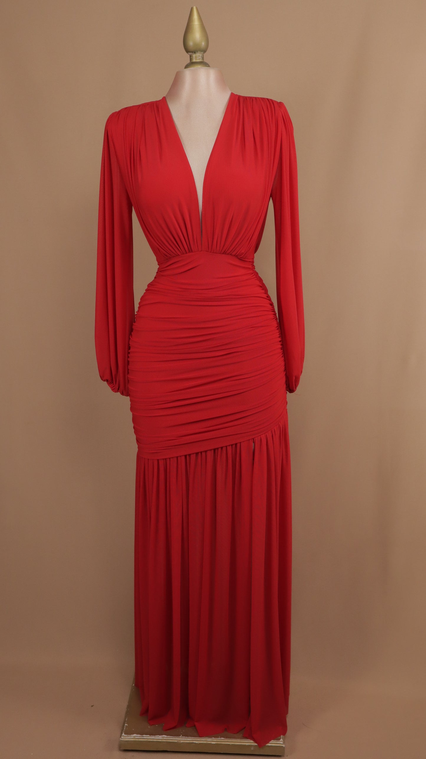 Vestido largo manga larga corrugado con escote en V