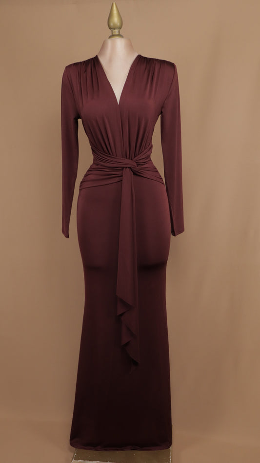 Vestido largo manga larga de licra con escote en V