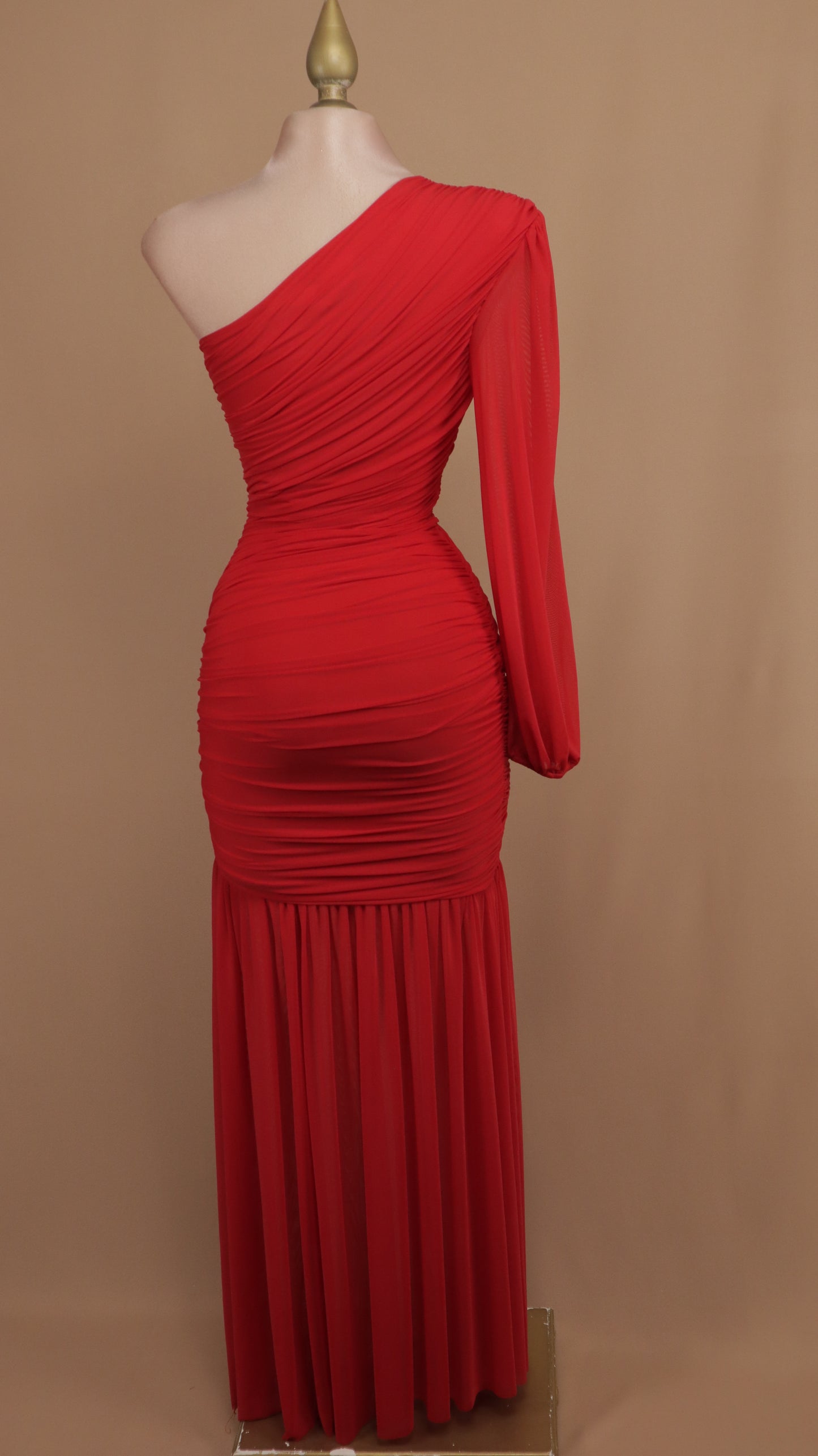 Vestido largo asimétrico manga larga