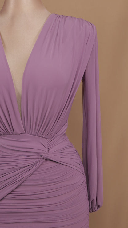 Vestido midi manga larga con plisado en cintura