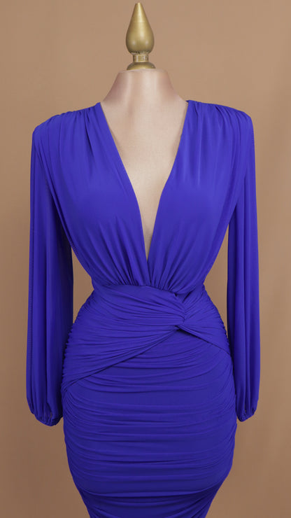 Vestido midi manga larga con plisado en cintura