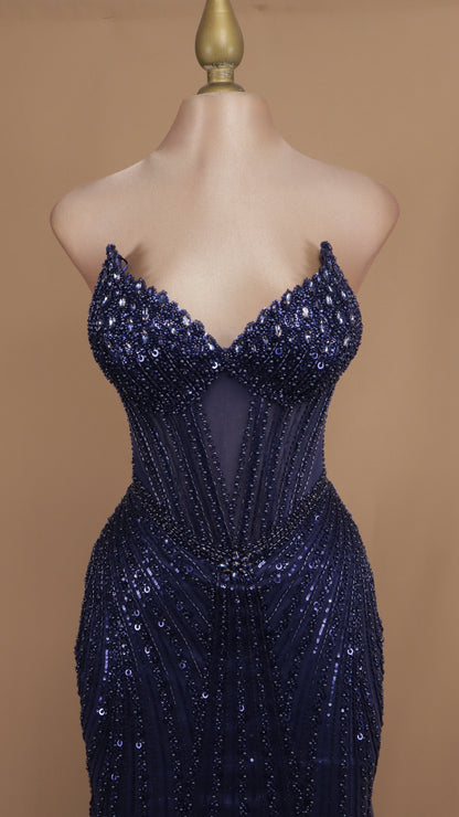 Vestido largo con pedrería y corset