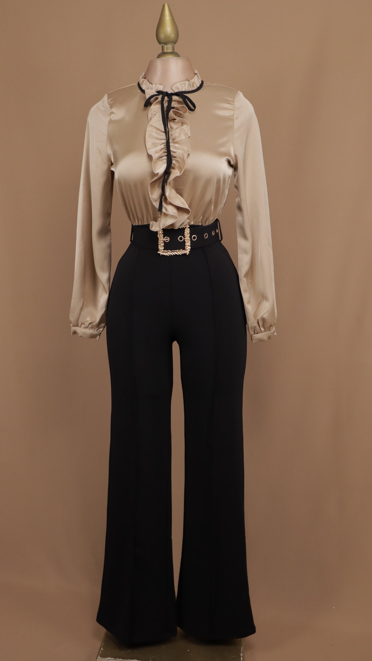 Palazzo manga larga satinado con listón en cuello