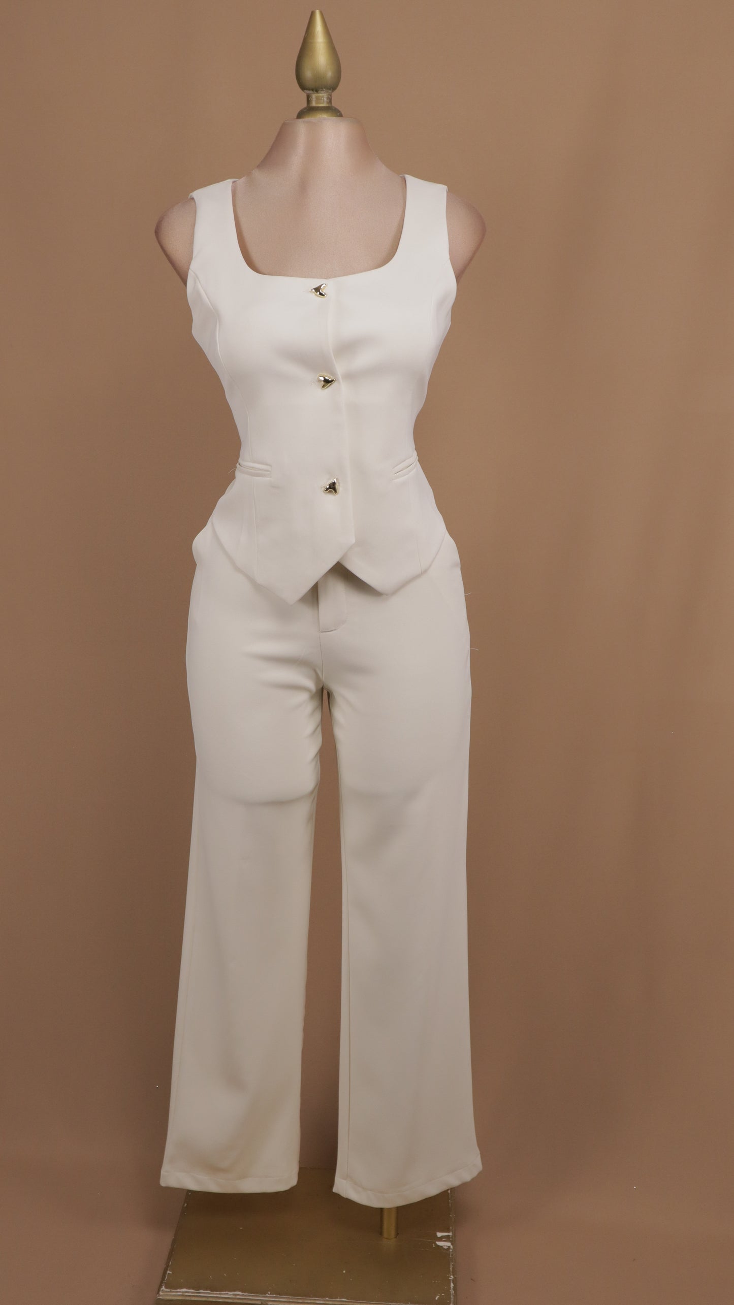 Conjunto de pantalón con saco resacado