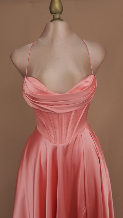 Vestido largo linea a con corset
