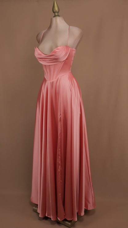 Vestido largo linea a con corset