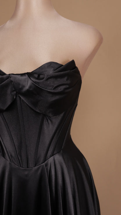 Vestido largo estraple con corset