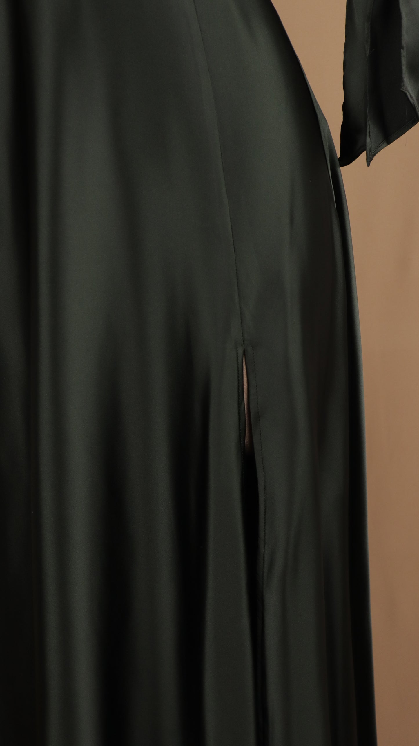 Vestido largo satinado línea A