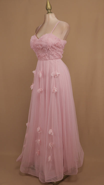 Vestido largo de tull con flor en 3D