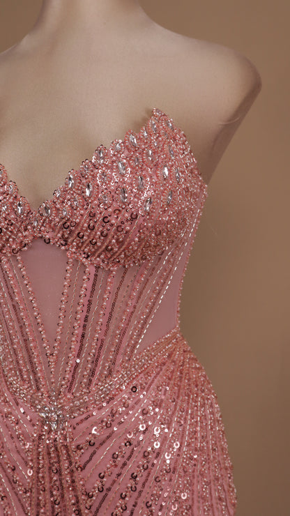 Vestido largo con pedrería y corset