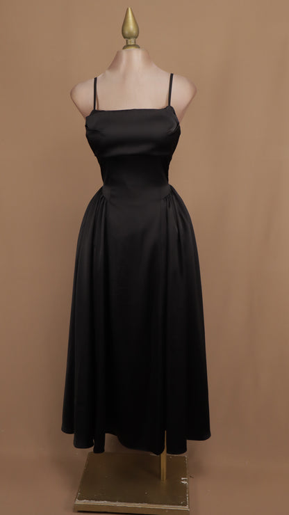 Vestido midi línea A con tirante