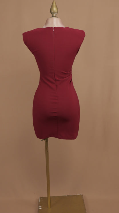 Vestido corto con manga resacada