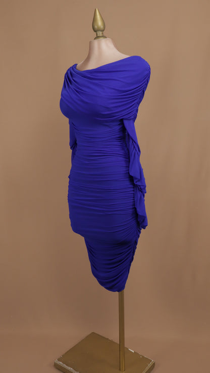 Vestido midi al hombro pegadito con manga larga