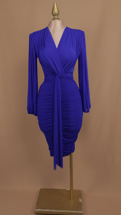 Vestido midi manga larga con escote en V