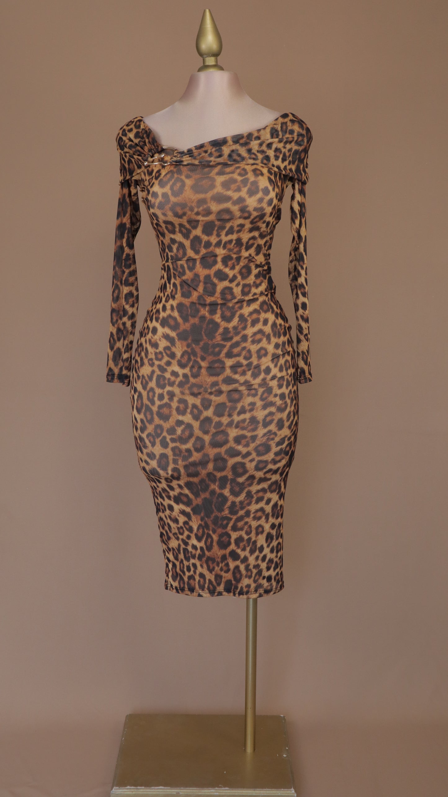 VESTIDO MAXI ANIMAL PRINT MANGA LARGA