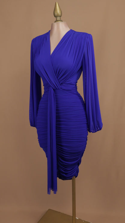 Vestido midi manga larga con escote en V