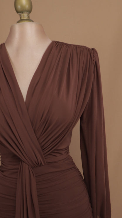 Vestido midi manga larga con escote en V