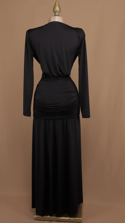 Vestido largo de licra manga larga escote en V