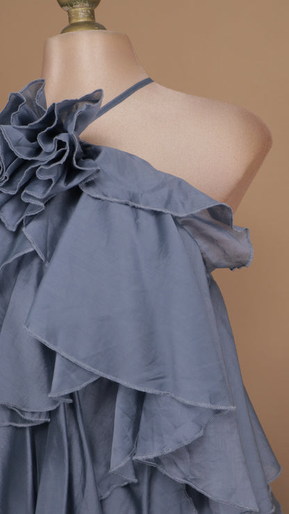 Vestido largo halter y olanes