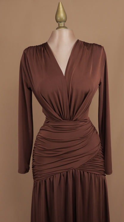 Vestido largo de licra manga larga escote en V