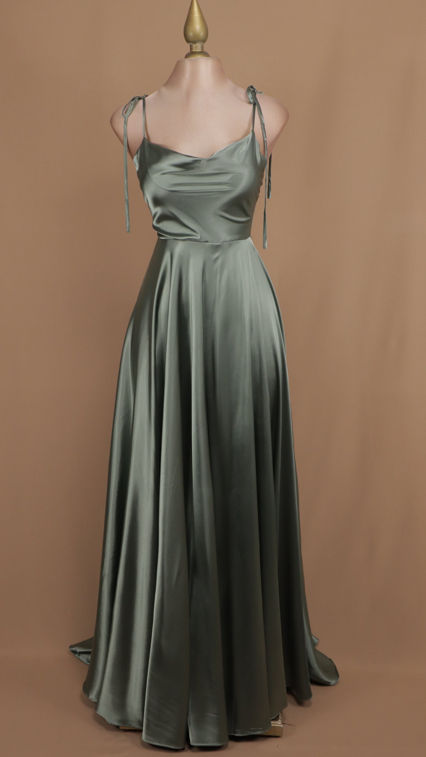 Vestido linea A de tirantes