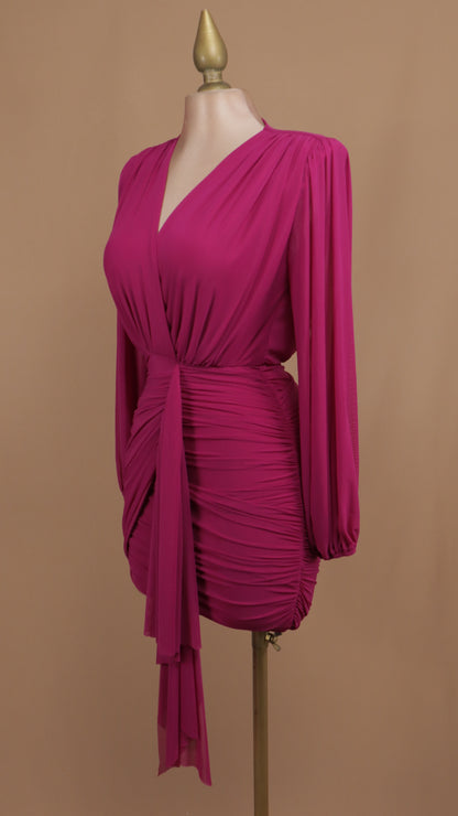 Vestido corto manga larga con escote en V y fresco