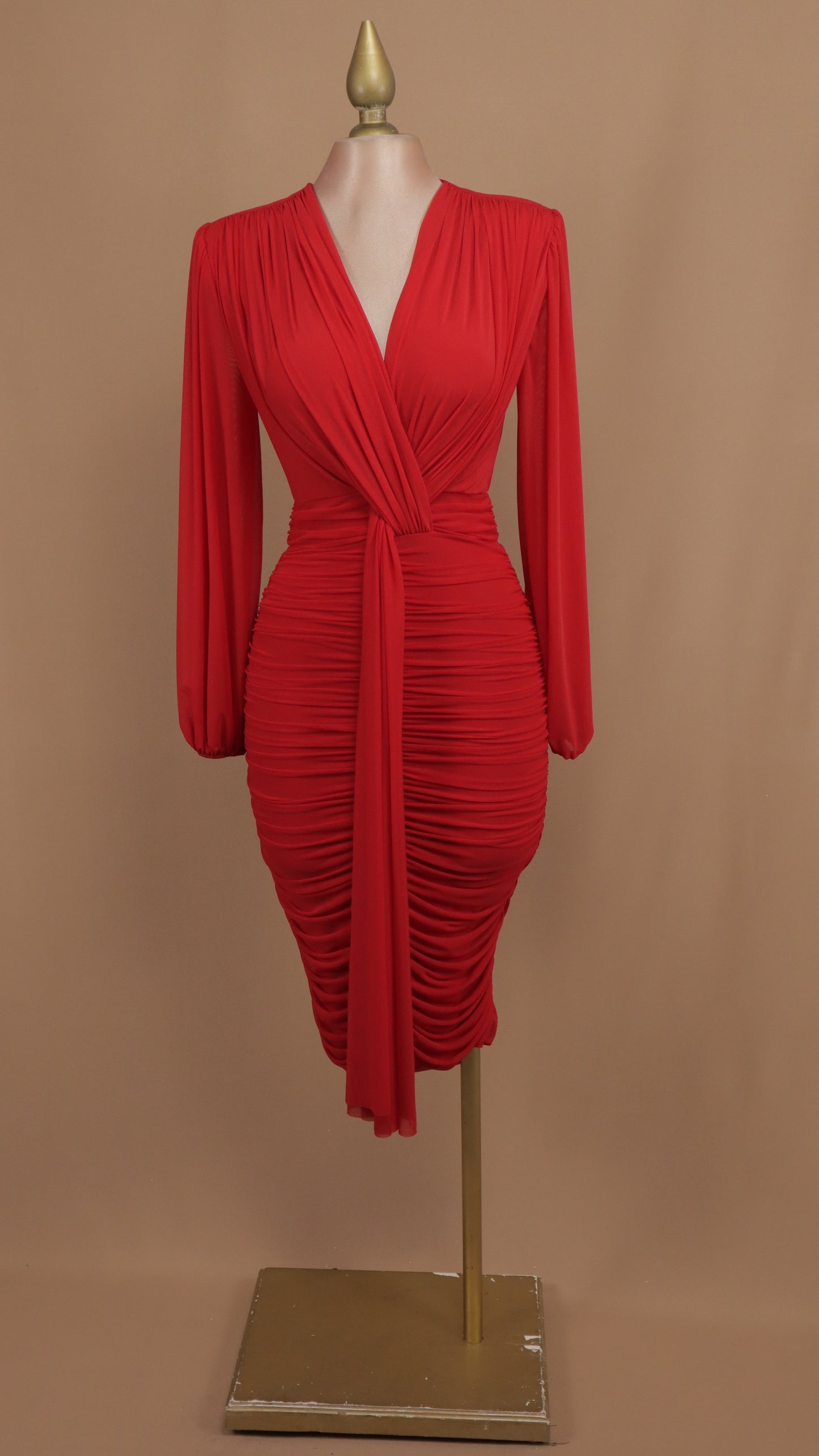 Vestido midi manga larga con escote en V