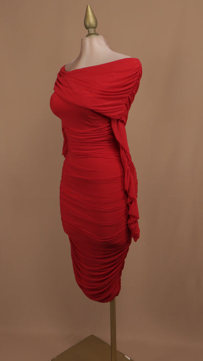 Vestido midi al hombro pegadito con manga larga