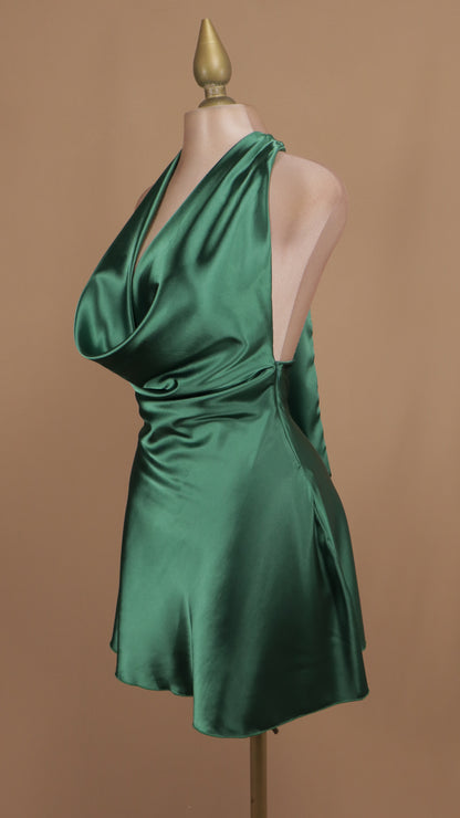 vestido corto halter satinado